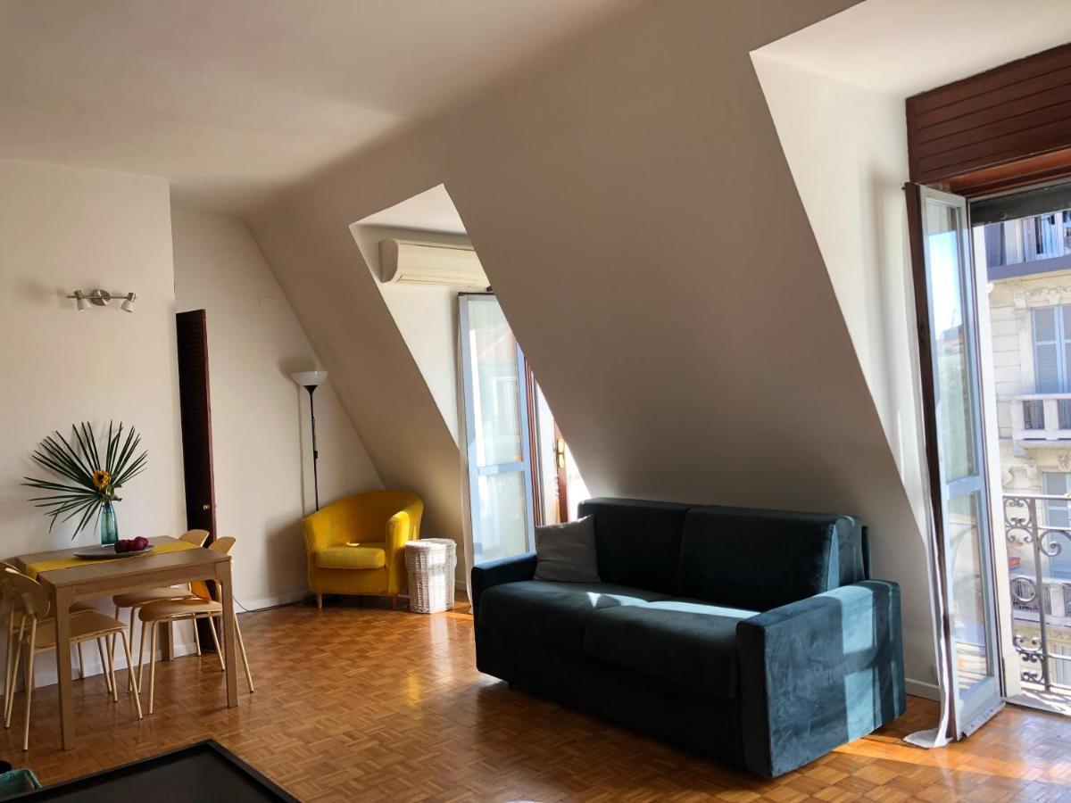 Easy Isola, For An Easy Stay Milan Bagian luar foto